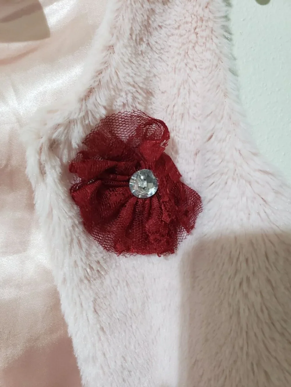 Nannette Kids girl's pink faux fur vest with flower, size 6